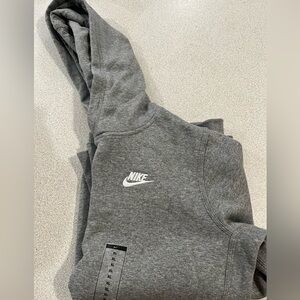 Kids grey XL Nike sweatshirt NWT